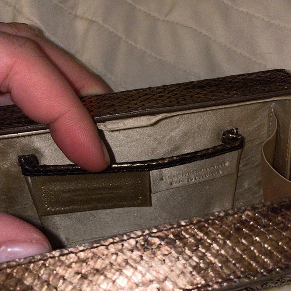 Nancy Gonzalez metallic python 🐍 snake scale evening clutch - Picture 11 of 15